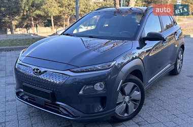 Позашляховик / Кросовер Hyundai Kona Electric 2019 в Новояворівську