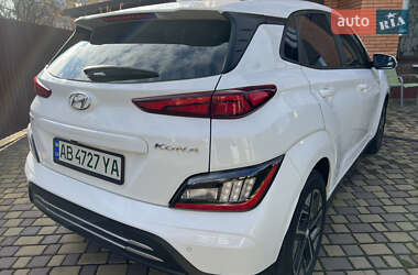 Позашляховик / Кросовер Hyundai Kona Electric 2021 в 