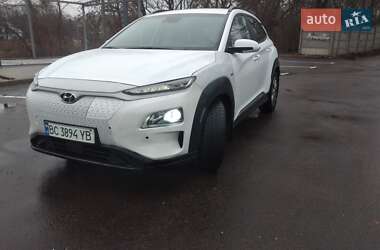 Внедорожник / Кроссовер Hyundai Kona Electric 2020 в 