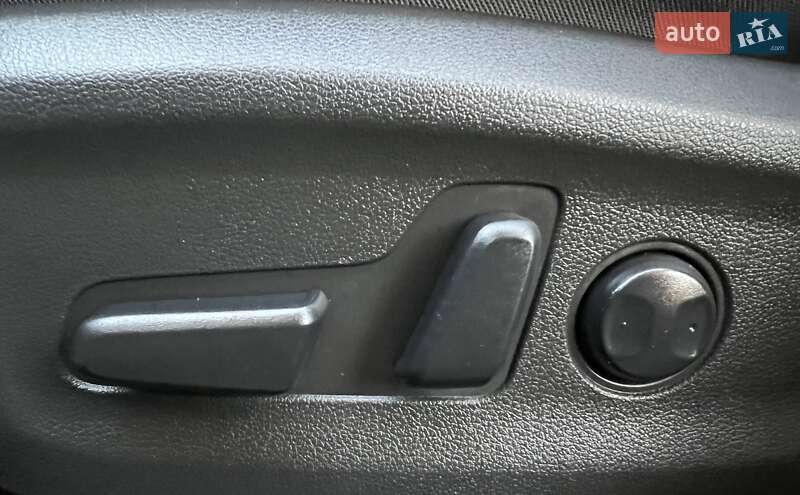 Позашляховик / Кросовер Hyundai Kona Electric 2019 в Львові