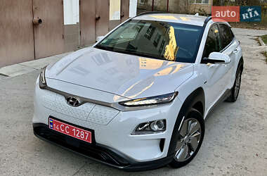 Позашляховик / Кросовер Hyundai Kona Electric 2020 в Івано-Франківську