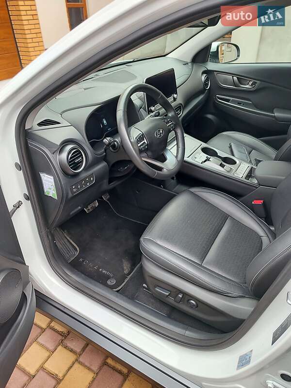 Внедорожник / Кроссовер Hyundai Kona Electric 2020 в Дубно фото 9 Внедорожник / Кроссовер Hyundai Kona Electric 2020 в Дубно