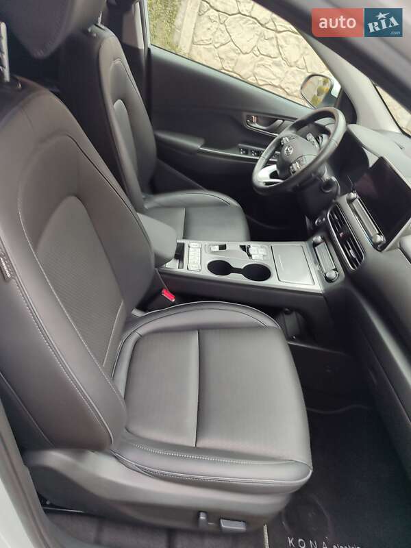 Внедорожник / Кроссовер Hyundai Kona Electric 2020 в Дубно фото 14 Внедорожник / Кроссовер Hyundai Kona Electric 2020 в Дубно