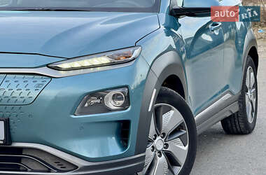 Позашляховик / Кросовер Hyundai Kona Electric 2019 в Києві