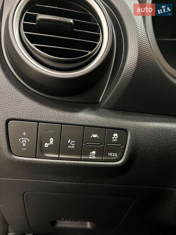 Позашляховик / Кросовер Hyundai Kona Electric 2019 в Києві