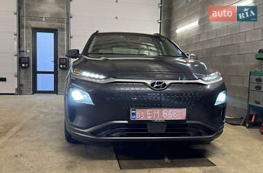 Внедорожник / Кроссовер Hyundai Kona Electric 2019 в 