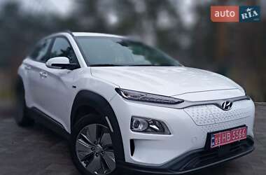 Внедорожник / Кроссовер Hyundai Kona Electric 2020 в Ирпене