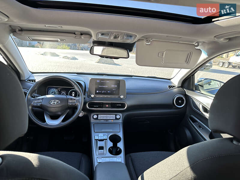 Позашляховик / Кросовер Hyundai Kona Electric 2022 в Коломиї
