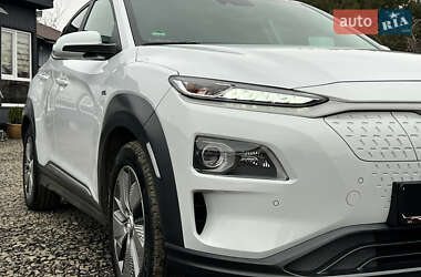 Позашляховик / Кросовер Hyundai Kona Electric 2020 в Луцьку