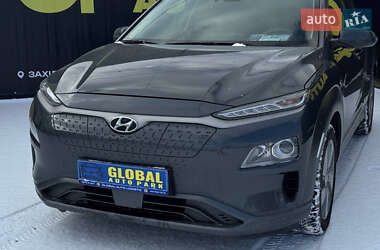 Внедорожник / Кроссовер Hyundai Kona Electric 2020 в 