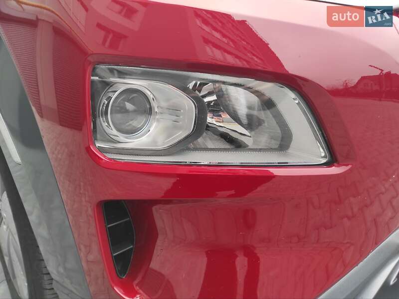 Внедорожник / Кроссовер Hyundai Kona Electric 2020 в Хмельницком