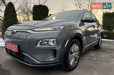 Внедорожник / Кроссовер Hyundai Kona Electric 2020 в 