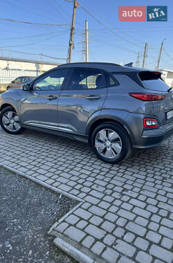 Позашляховик / Кросовер Hyundai Kona Electric 2019 в Ужгороді