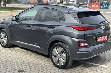 Внедорожник / Кроссовер Hyundai Kona Electric 2020 в 
