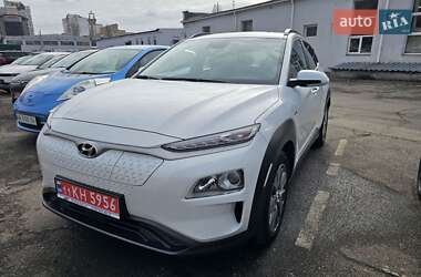 Позашляховик / Кросовер Hyundai Kona Electric 2021 в 