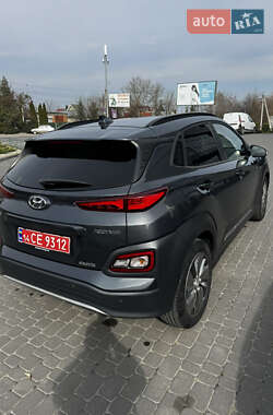 Позашляховик / Кросовер Hyundai Kona Electric 2019 в 