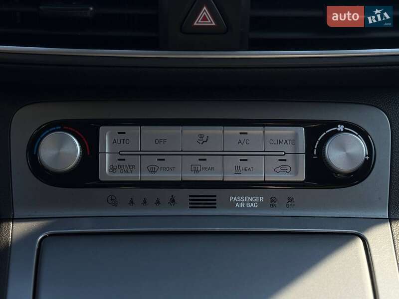 Позашляховик / Кросовер Hyundai Kona Electric 2019 в Києві