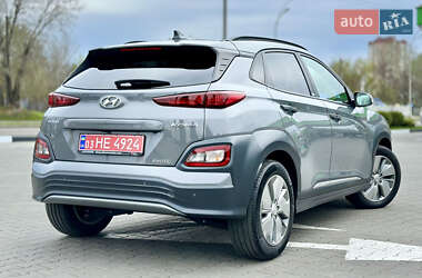 Внедорожник / Кроссовер Hyundai Kona Electric 2020 в 