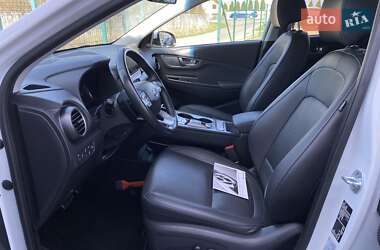 Позашляховик / Кросовер Hyundai Kona Electric 2020 в 