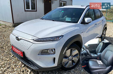 Позашляховик / Кросовер Hyundai Kona Electric 2020 в 