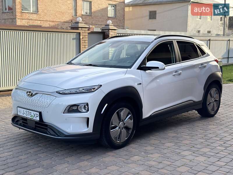 Внедорожник / Кроссовер Hyundai Kona Electric 2020 в Черновцах