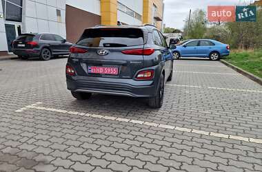 Позашляховик / Кросовер Hyundai Kona Electric 2020 в 