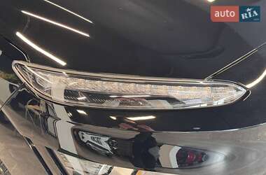 Внедорожник / Кроссовер Hyundai Kona Electric 2021 в 