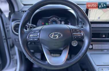 Позашляховик / Кросовер Hyundai Kona Electric 2020 в 