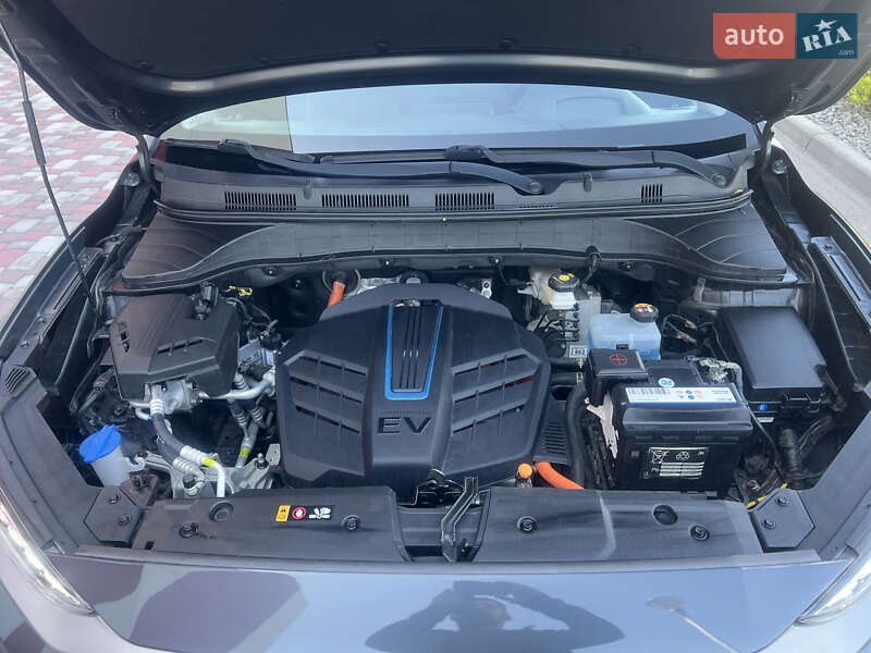 Внедорожник / Кроссовер Hyundai Kona Electric 2020 в Днепре
