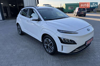 Позашляховик / Кросовер Hyundai Kona Electric 2021 в Володимирі