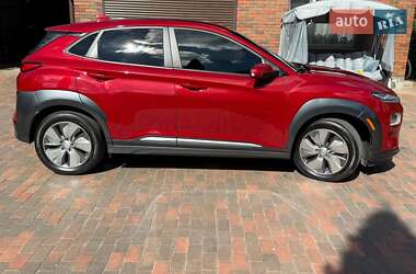 Позашляховик / Кросовер Hyundai Kona Electric 2020 в 