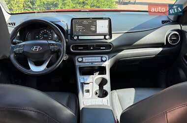 Позашляховик / Кросовер Hyundai Kona Electric 2020 в 
