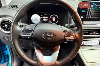 Позашляховик / Кросовер Hyundai Kona Electric 2021 в 