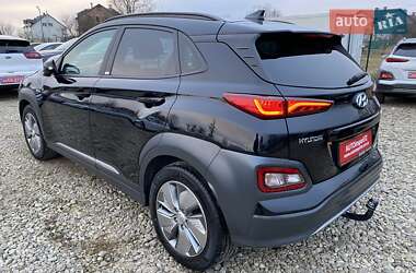 Внедорожник / Кроссовер Hyundai Kona Electric 2020 в 