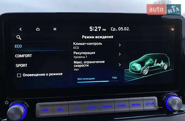 Внедорожник / Кроссовер Hyundai Kona Electric 2020 в 