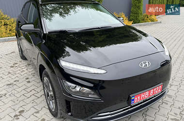 Позашляховик / Кросовер Hyundai Kona Electric 2021 в 