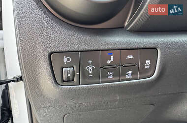 Позашляховик / Кросовер Hyundai Kona Electric 2020 в 
