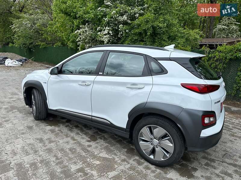 Позашляховик / Кросовер Hyundai Kona Electric 2020 в Вінниці