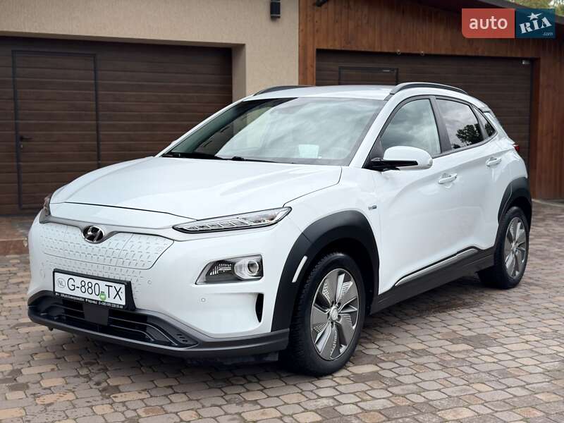 Позашляховик / Кросовер Hyundai Kona Electric 2019 в 