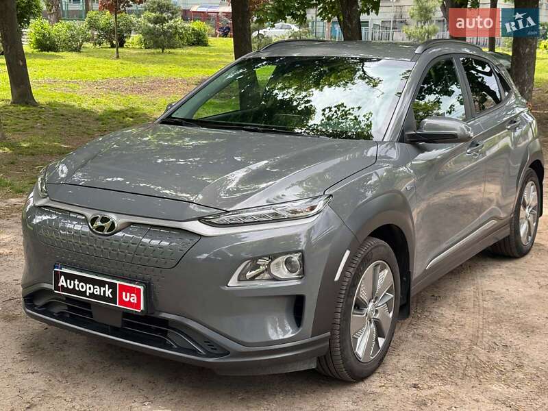 Позашляховик / Кросовер Hyundai Kona Electric 2020 в 