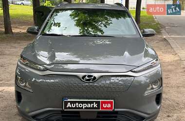 Позашляховик / Кросовер Hyundai Kona Electric 2020 в 