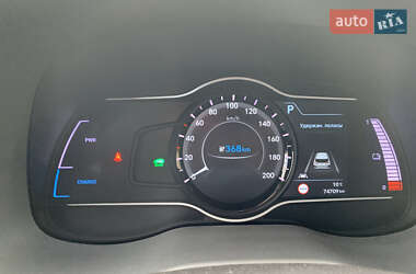 Внедорожник / Кроссовер Hyundai Kona Electric 2019 в 