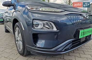 Позашляховик / Кросовер Hyundai Kona Electric 2020 в 