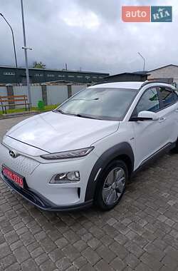 Внедорожник / Кроссовер Hyundai Kona Electric 2020 в Тернополе
