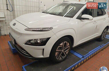 Внедорожник / Кроссовер Hyundai Kona Electric 2021 в Николаеве
