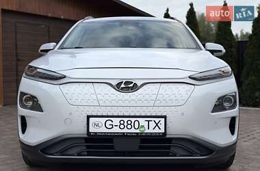Внедорожник / Кроссовер Hyundai Kona Electric 2019 в 