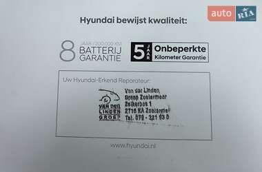 Внедорожник / Кроссовер Hyundai Kona Electric 2019 в 