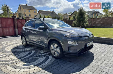 Внедорожник / Кроссовер Hyundai Kona Electric 2020 в Ровно