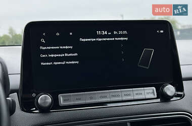 Внедорожник / Кроссовер Hyundai Kona Electric 2020 в 