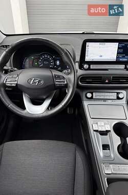 Внедорожник / Кроссовер Hyundai Kona Electric 2021 в Виннице